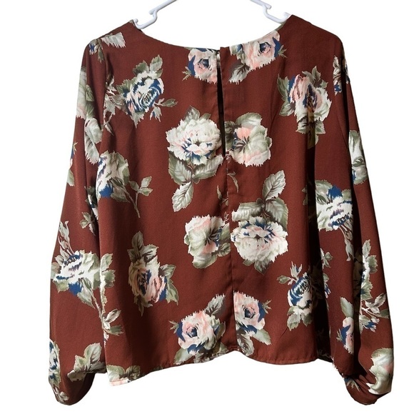 Astr The Label Floral Bell Sleeve Blouse Size M Rustic Brown White - Picture 2 of 9